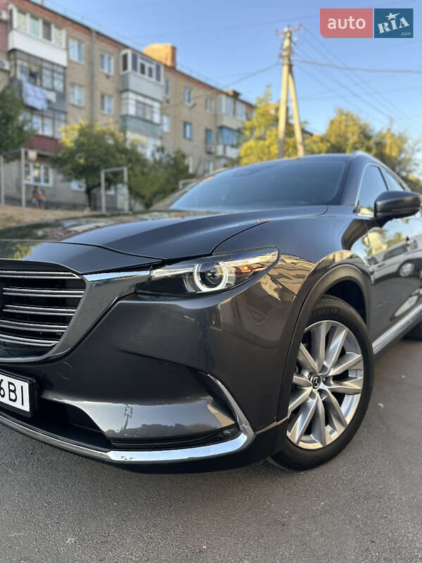 Позашляховик / Кросовер Mazda CX-9 2017 в 