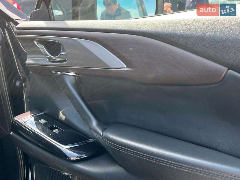 Внедорожник / Кроссовер Mazda CX-9 2018 в Львове