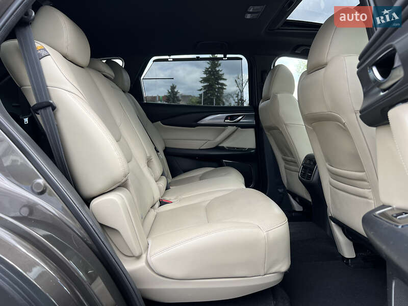 Внедорожник / Кроссовер Mazda CX-9 2016 в Ужгороде