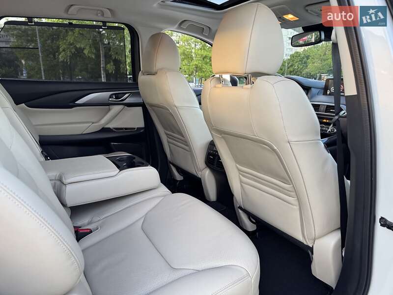 Внедорожник / Кроссовер Mazda CX-9 2018 в Киеве