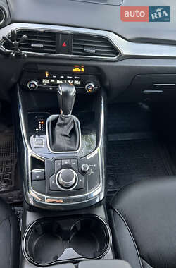 Позашляховик / Кросовер Mazda CX-9 2018 в 