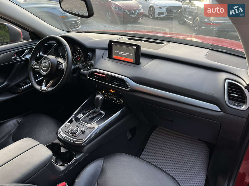 Внедорожник / Кроссовер Mazda CX-9 2016 в Ровно