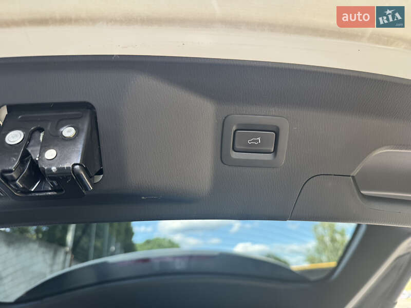Внедорожник / Кроссовер Mazda CX-9 2017 в Киеве фото 10 Внедорожник / Кроссовер Mazda CX-9 2017 в Киеве