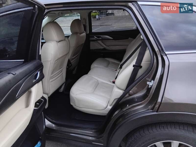 Внедорожник / Кроссовер Mazda CX-9 2016 в Николаеве