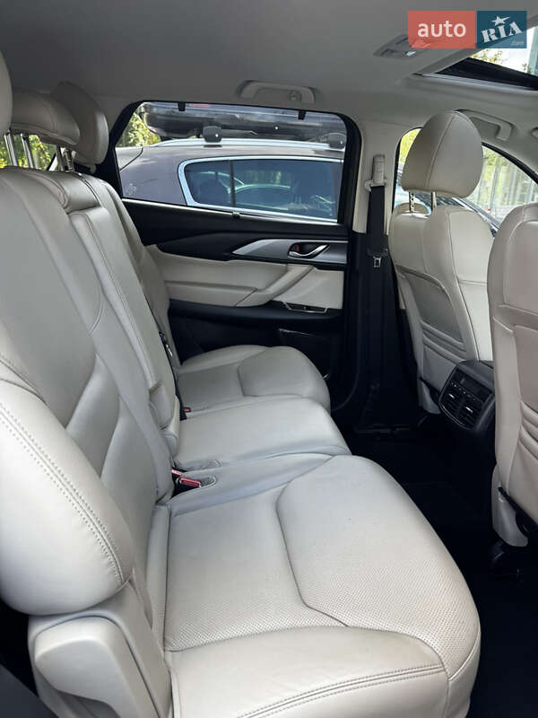 Внедорожник / Кроссовер Mazda CX-9 2018 в Киеве