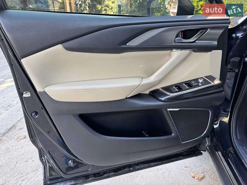 Позашляховик / Кросовер Mazda CX-9 2017 в Києві фото 12 Позашляховик / Кросовер Mazda CX-9 2017 в Києві