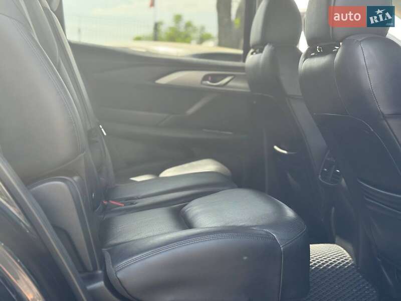 Внедорожник / Кроссовер Mazda CX-9 2016 в Львове