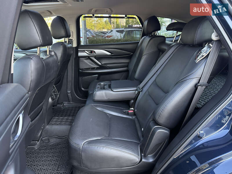 Внедорожник / Кроссовер Mazda CX-9 2016 в Киеве