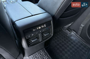 Внедорожник / Кроссовер Mazda CX-9 2016 в 