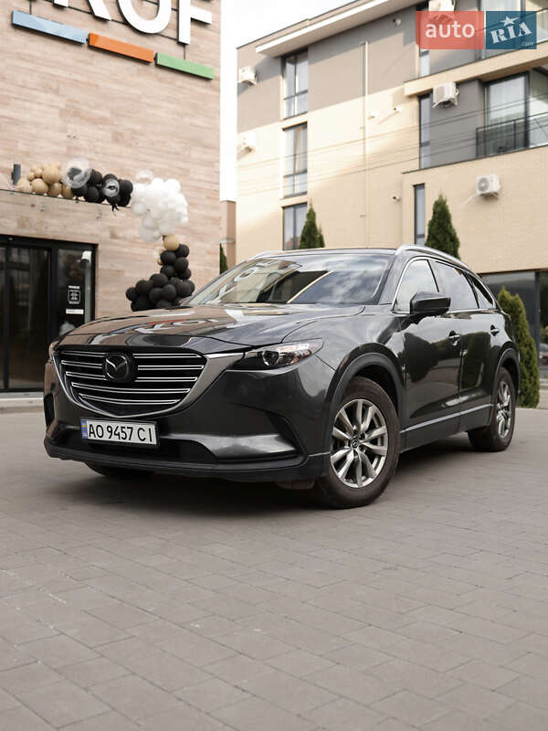 Позашляховик / Кросовер Mazda CX-9 2017 в Ужгороді
