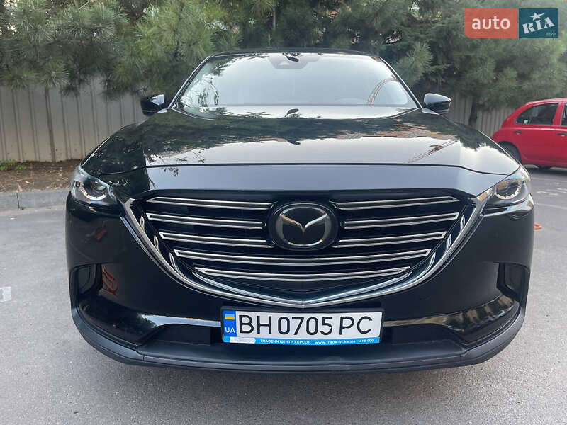 Позашляховик / Кросовер Mazda CX-9 2018 в 