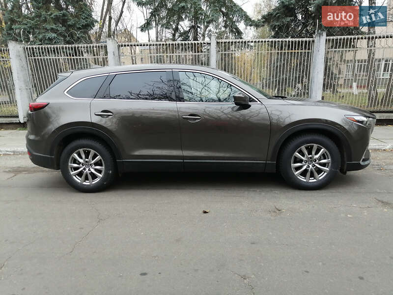 Внедорожник / Кроссовер Mazda CX-9 2017 в Киеве