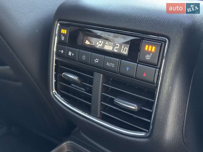 Внедорожник / Кроссовер Mazda CX-9 2022 в Днепре