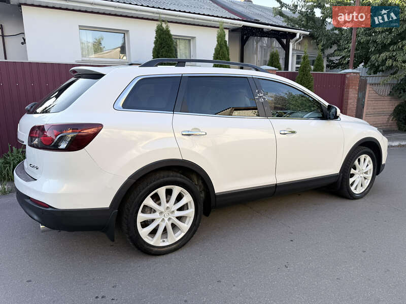 Внедорожник / Кроссовер Mazda CX-9 2013 в Киеве