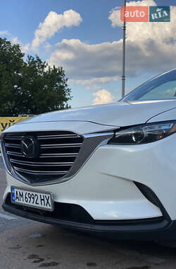 Позашляховик / Кросовер Mazda CX-9 2017 в 