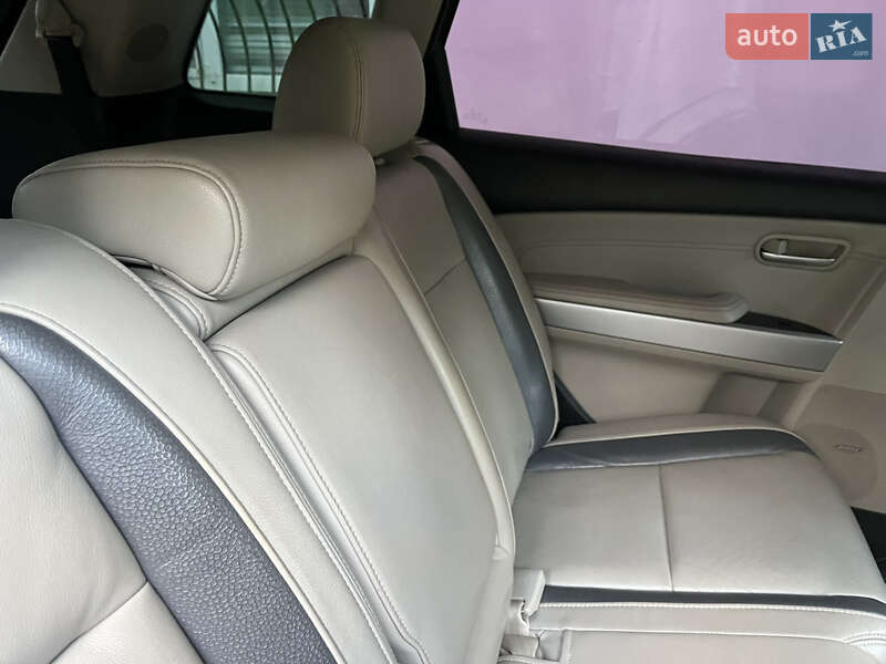 Внедорожник / Кроссовер Mazda CX-9 2007 в Виньковцах