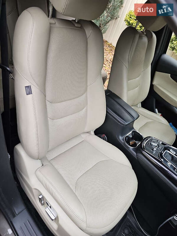 Позашляховик / Кросовер Mazda CX-9 2017 в Полтаві фото 39 Позашляховик / Кросовер Mazda CX-9 2017 в Полтаві