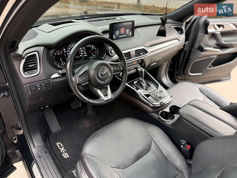 Позашляховик / Кросовер Mazda CX-9 2019 в Дніпрі