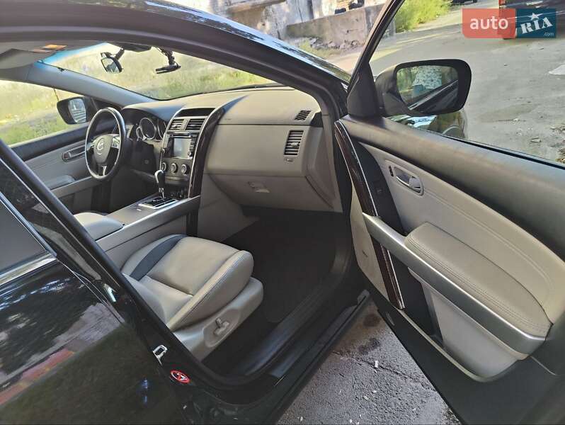 Позашляховик / Кросовер Mazda CX-9 2009 в Києві