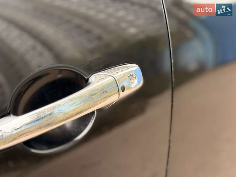 Позашляховик / Кросовер Mazda CX-9 2010 в Києві