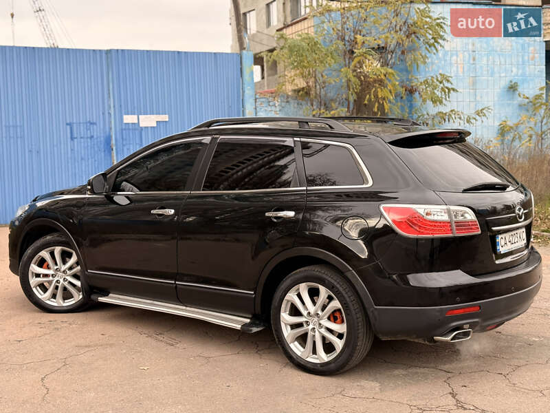 Позашляховик / Кросовер Mazda CX-9 2010 в Києві