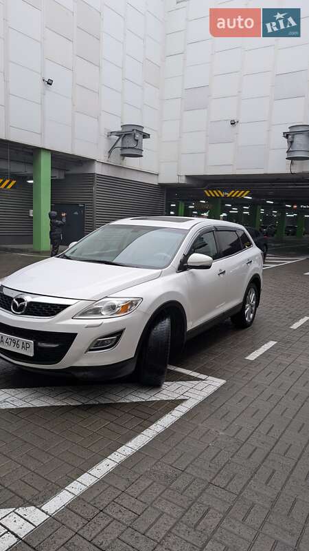 Внедорожник / Кроссовер Mazda CX-9 2010 в Киеве