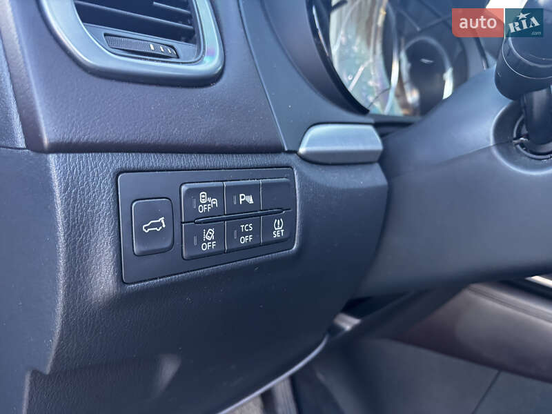 Внедорожник / Кроссовер Mazda CX-9 2016 в Полтаве