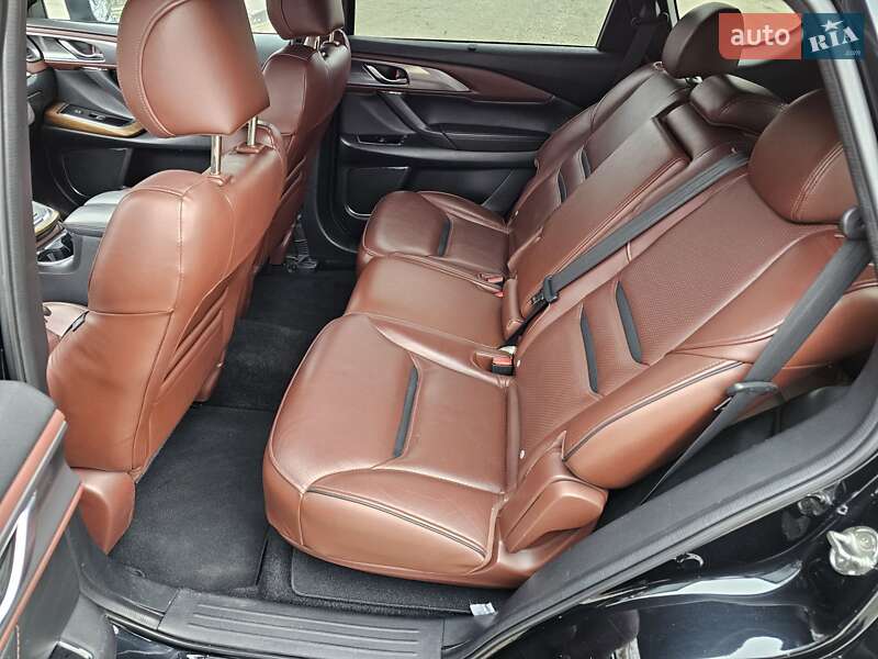 Внедорожник / Кроссовер Mazda CX-9 2016 в Запорожье