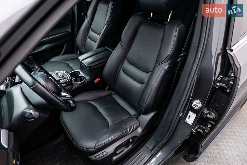 Внедорожник / Кроссовер Mazda CX-9 2018 в Киеве
