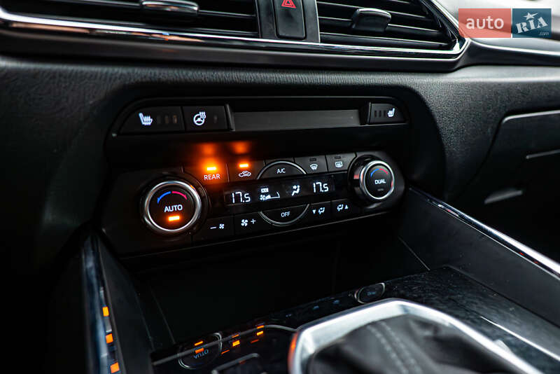 Внедорожник / Кроссовер Mazda CX-9 2018 в Киеве