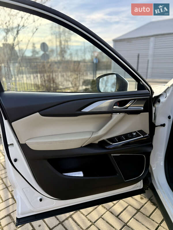 Внедорожник / Кроссовер Mazda CX-9 2016 в Львове