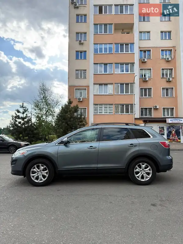 Mazda CX-9