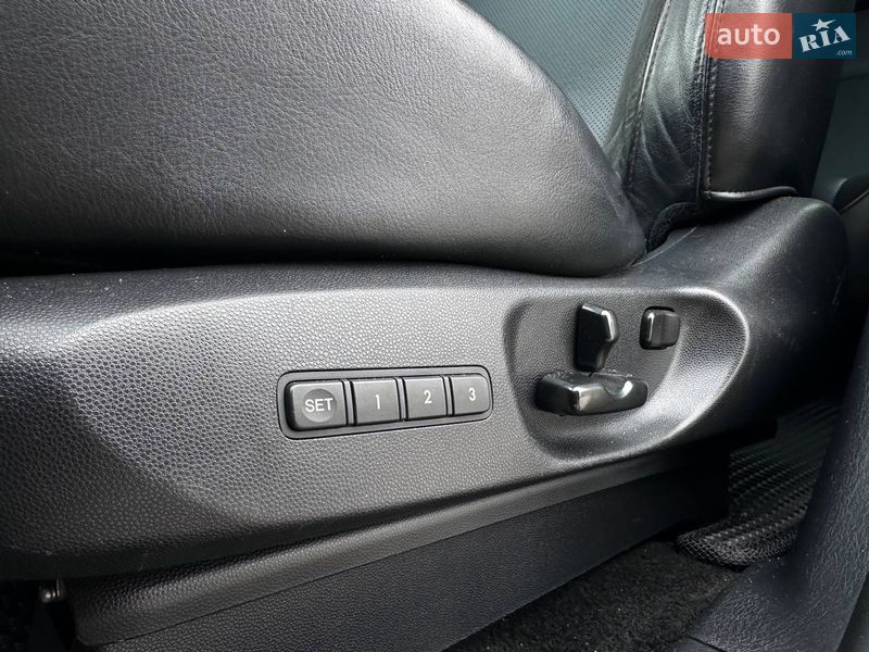 Внедорожник / Кроссовер Mazda CX-9 2013 в Киеве