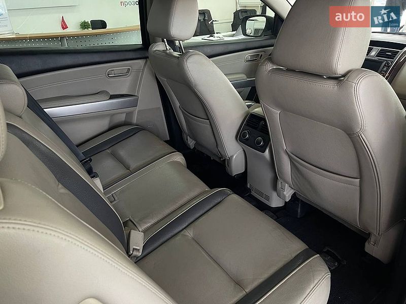 Внедорожник / Кроссовер Mazda CX-9 2008 в Киеве