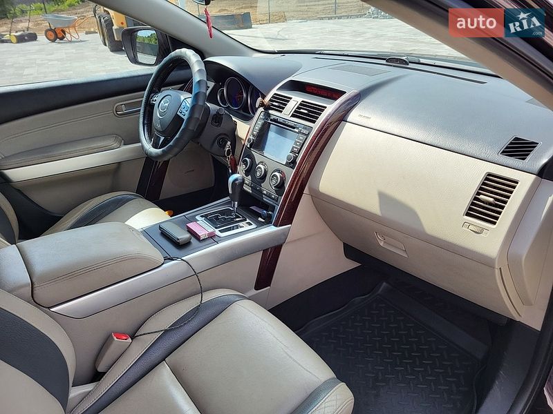 Внедорожник / Кроссовер Mazda CX-9 2009 в Лохвице