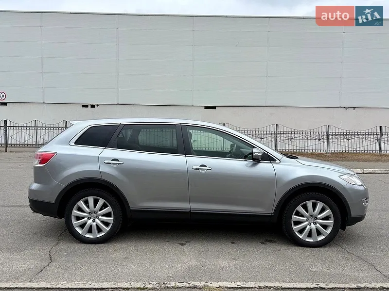 Mazda CX-9