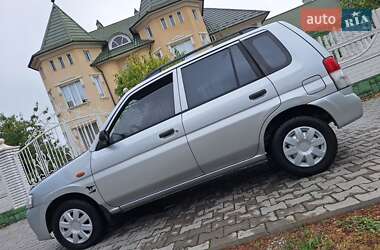 Хэтчбек Mazda Demio 2000 в Черновцах
