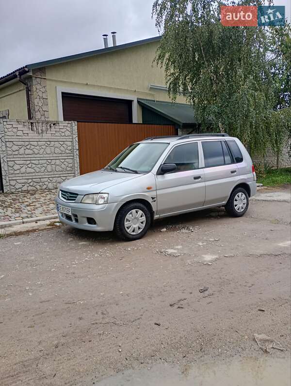 Хэтчбек Mazda Demio 2000 в Каменец-Подольском