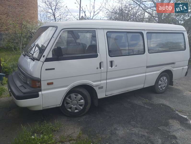 Микроавтобус Mazda E-series 1995 в Тульчине