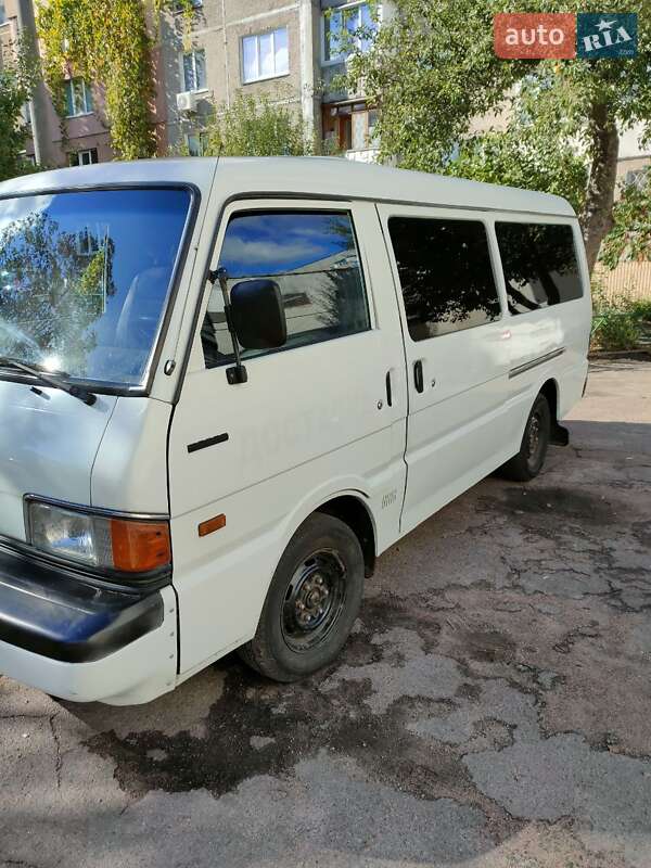 Минивэн Mazda E-series 1985 в Черкассах