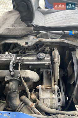 Другие автобусы Mazda E-series 1997 в 