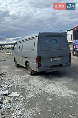 Вантажопасажирський фургон Mazda E-series 1990 в Харкові