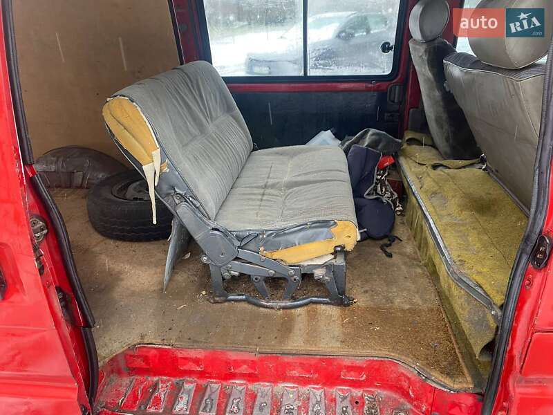 Минивэн Mazda E-series 1993 в Одессе фото 15 Минивэн Mazda E-series 1993 в Одессе