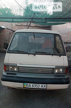 Микроавтобус (от 10 до 22 пас.) Mazda E2200 1997 в Кропивницком