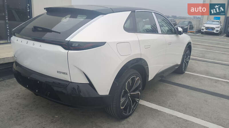 Внедорожник / Кроссовер Mazda EZ-60 2025 в Киеве