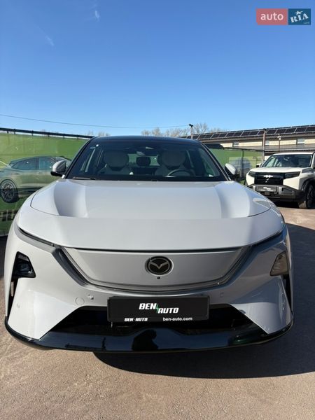 Внедорожник / Кроссовер Mazda EZ-60 2025 в Киеве