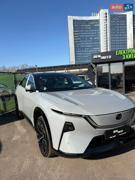 Внедорожник / Кроссовер Mazda EZ-60 2025 в Киеве