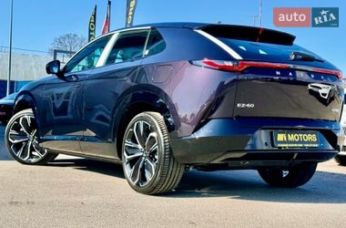 Внедорожник / Кроссовер Mazda EZ-60 2025 в Киеве