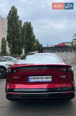 Седан Mazda EZ-6 2025 в 