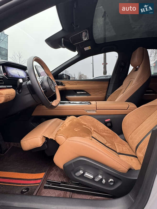 Седан Mazda EZ-6 2024 в Киеве